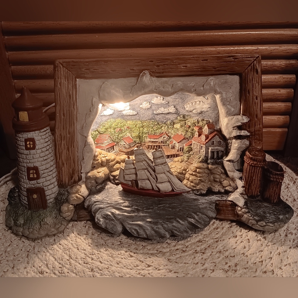Vintage Handpainted Detailed 3D Lighted Ceramic Lighthouse Scene.  12"Wx6"Tx6"D